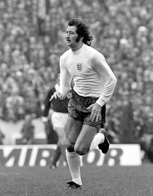 Frank Worthington, England